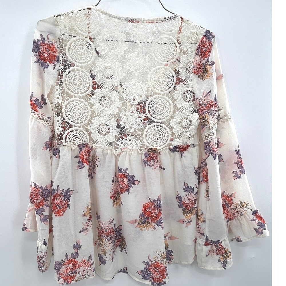 Xhilaration Floral Lace Boho Peasant Blouse Medium Bell Sleeve Top Cottagecore - Picture 4 of 10